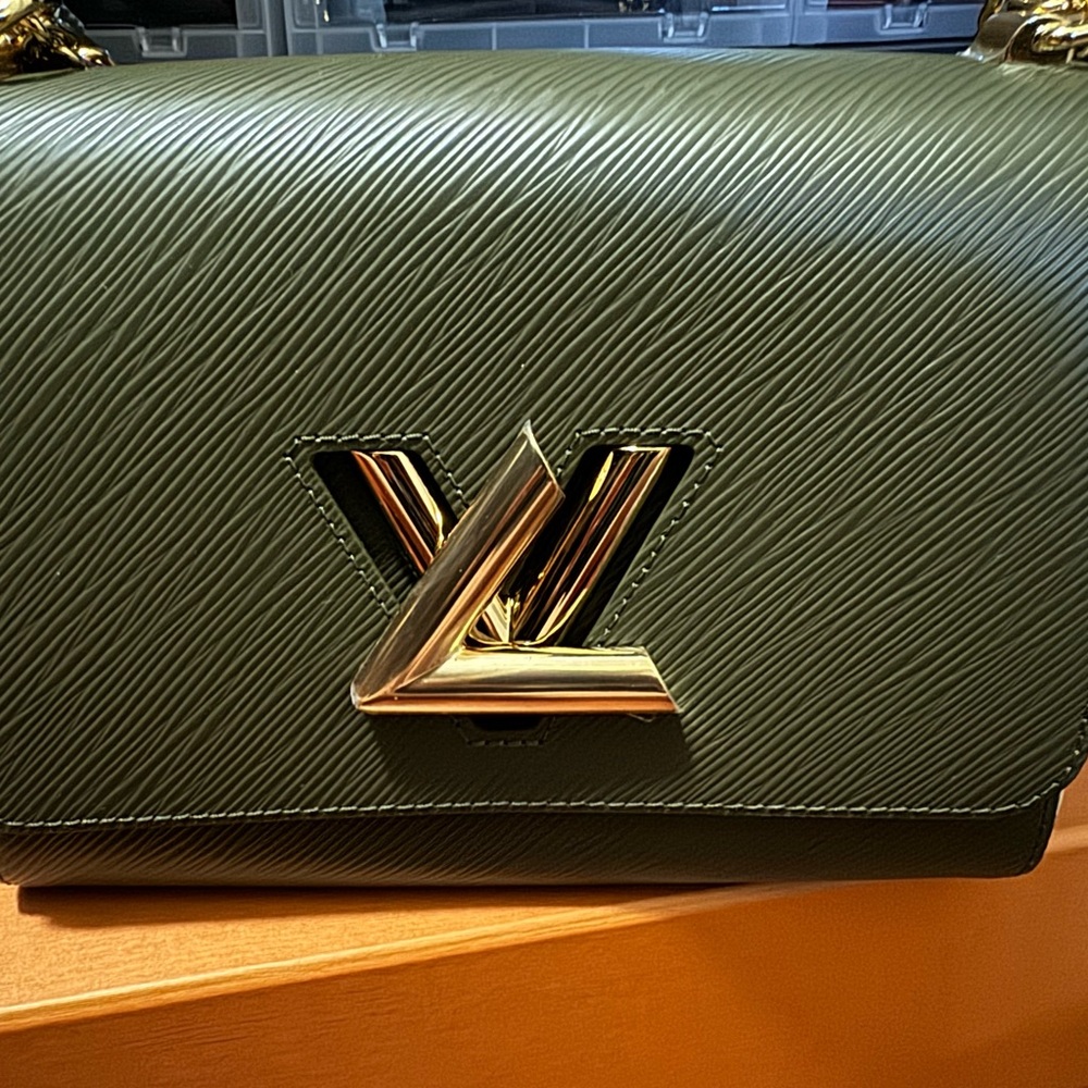 Louis Vuitton Twist MM Khaki and Cream on side